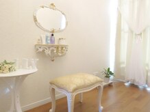 リリー(Lily)/ドレッサー☆メイク直しなどに♪