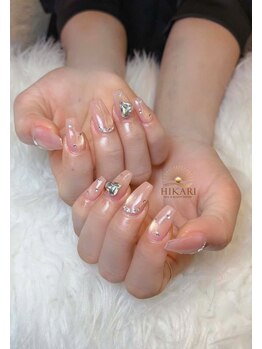 ヒカリセンター(HIKARI CENTER)の写真/【大人の長さ出し】自然で美しい仕上がり◎爪の形に悩みがある方や折れやすい爪の補強/イベントにも♪