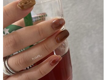 アワーズ(h.ours_)の写真/ショートネイルでも可愛く。トレンド感たっぷりの指先に..