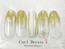 ぬりかけストライプネイル