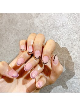 ラズリー(Lazliy)/ギザギザフレンチ