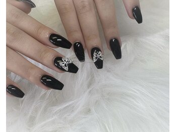 ラヴリア ネイル ヤメ(LOVERIA NAIL YAME)