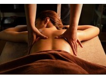 リープ 桑名(lieb)/腕の側面、肘の圧感じたことは？