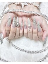 ミニョン(Minyon)/マグネットネイル♪