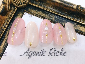 アグニークリッシェ(Agunik Riche)/【きれいめネイル】