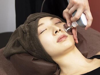 インディバケアプラチナム 横浜店/インディバ施術≪お顔≫