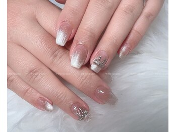 マグロ ネイルサロン/