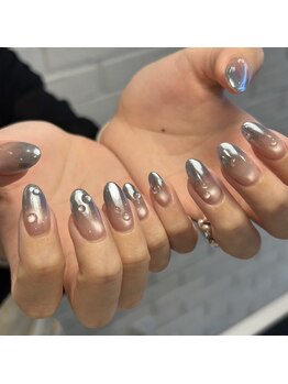 マグ×ミラーネイル