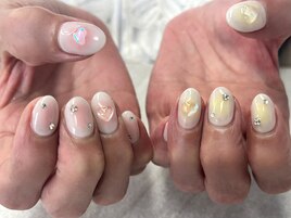 ちぐはぐチークネイル☆