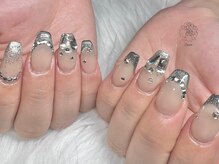 ブラン(Blanc)/キラキラネイル