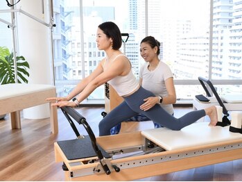 ワン(ONE)の写真/体の歪みを改善♪美姿勢で健康的なBODYへ☆ヒップや太もも・ふくらはぎ等、気になる箇所に集中アプローチ!