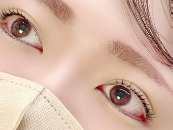 ルアナ(Luana)/【マツパ】束感まつげパーマ