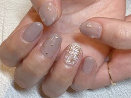 ツィードネイル