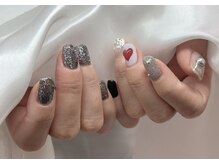 ラリーフ(LARiUGH)/