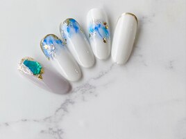 ホワイトブルーネイル