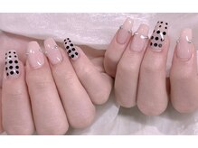 エムズ ネイルサロン(M2)/シンプルドットピアス