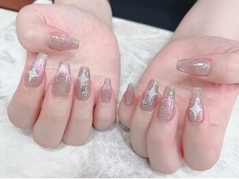 レイラ ネイルサロンアンドスクール(Leyla nailsalon&school)の写真/500色以上からお色を選択◎定額デザイン&持込みもOK♪パーツも多数◎どこから見ても可愛いデザインをご提供