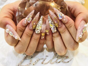 エスフィーネイルサロン ブリーユ(Esfy nailsalon Brille)/キラキラネイル