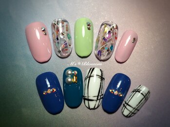 ネイルサロンアンドスクールエムズブロッサム(Nailsalon & school M's Blossom)/3月定額制￥6700