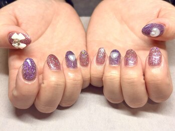 パープルの爪屋/フラッシュ/ラメ/ホワイトパーツ