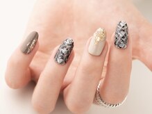 ヴァンネイル(VINGT NAIL nail&eye beauty)/【甘辛なオフィスネイル。】