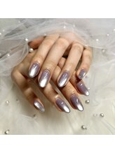 リマ(Lima)/マグネットネイル