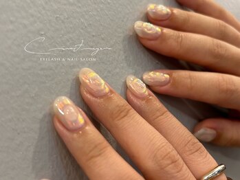 クレセントアイアンドネイル 天神大名店(Crescent Eye&Nail)の写真/大人女子にも人気の可愛いデザイン多数ご用意♪豊富なデザインから選べて指先のお洒落を楽しめる◎