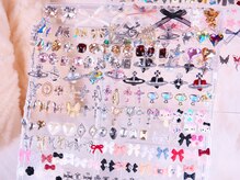 700種類以上のパーツ＆1000色以上の豊富なカラー！種類が圧倒的♪