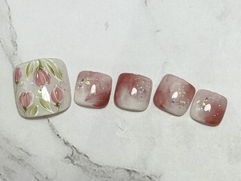ネイルブレイク リリア(Nail Break lilia)/【初回オフ無料】チューリップ
