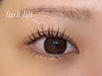 プラス サード(Plus 3rd)/ラッシュリフト