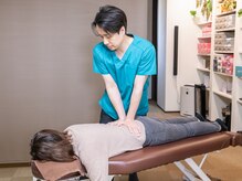 カイロプラクティックセンター クローバーの雰囲気（骨盤を整えその場しのぎではない施術を行います。）