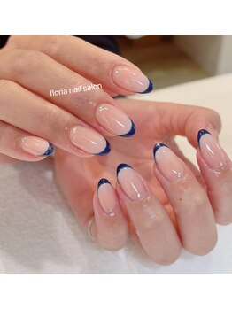 ネイビーフレンチ