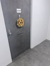 リリアーナ(LILIANA)/サロンは階段登って3階左側