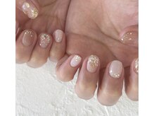 セリーンネイル(Serene Nail)/4本アート＋ラメ　￥9.260円♪