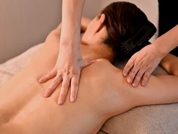 ボディリバランス(Body Re.Balance)の写真/【完全個室】日々の疲れやストレスで乱れた心と体を、オールハンドで丁寧に整え、ホッと安らぐ癒し時間を…