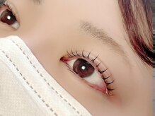 ルアナ(Luana)/【マツパ】束感まつげパーマ