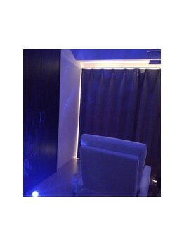 ストロベリージャム 赤坂(StrawberryJam)の写真/【完全個室のプライベート空間】ゆったり過ごしやすい空間で清潔感UP♪お仕事終わりにも通いやすい！