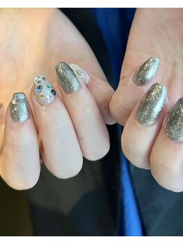 オマモリ ネイル 心斎橋店(omamori nail)/kirakira×giragira