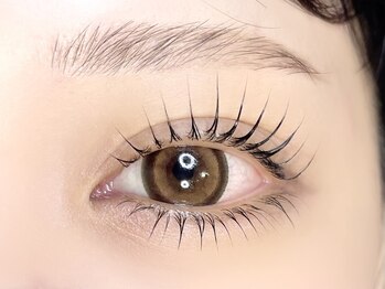 ギフト 渋谷(gift.)の写真/【パリジェンヌ×美眉スタイリング¥9000】カラエクや韓国発NUNUの商材を使用した束感まつ毛パーマも◎