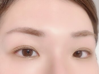 バイオレット(violets)/似合わせ眉まつ毛お任せ下さい！