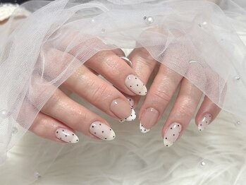 アンジェネイル(Ange nail)/ドット+フレンチデザイン♪