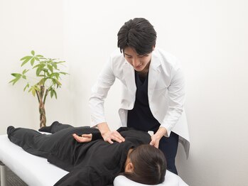 ファミリア整体院 西船橋院/施術風景