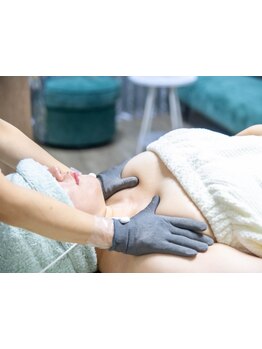 バストラインを整えたい