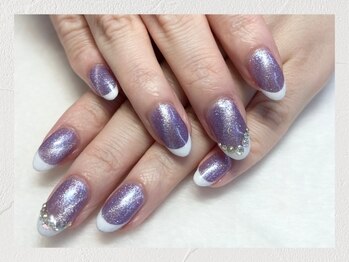 クリスタルネイル/シンプルアートが得意♪