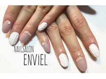 ネイルサロンアンヴェール(ENVIEL)/人気のニットネイル