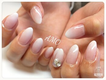 アモ ラブネイルズ(AMO Love nails)/定番ホワイトグラデーション