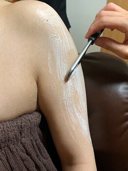 シェービングアンドエステティックエミュ (shaving & estetic emu)/腕のシェービング