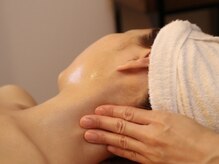 aile〈エール〉新宿御苑前 ドライヘッドスパ【4/6 NEW OPEN（予定）】 /首肩までしっかりゆるめる