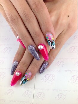 エスフィーネイルサロン ブリーユ(Esfy nailsalon Brille)/ポップネイル
