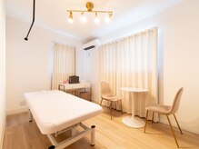 スーン 逆瀬川店(SOON)